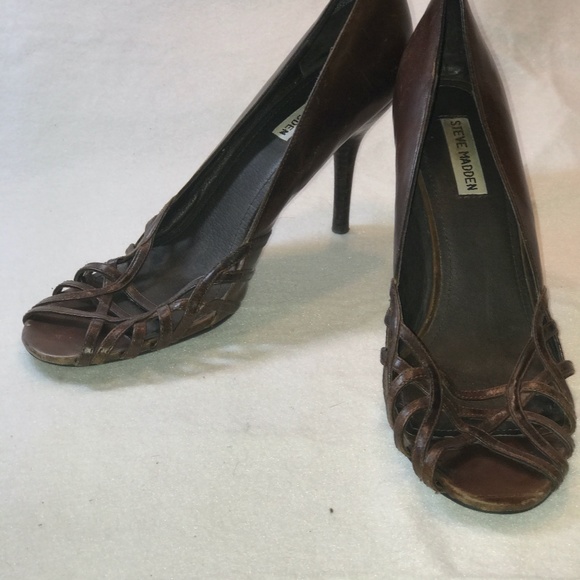 Steve Madden - Brown Leather Pumps Size 10M